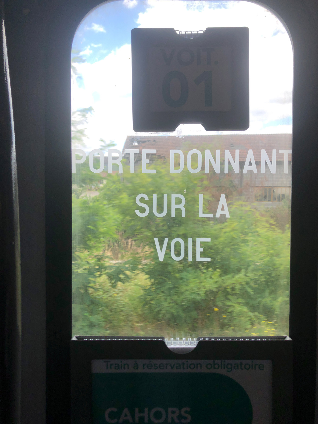 France 135 BANKTM @bank_graphic_design_today lo